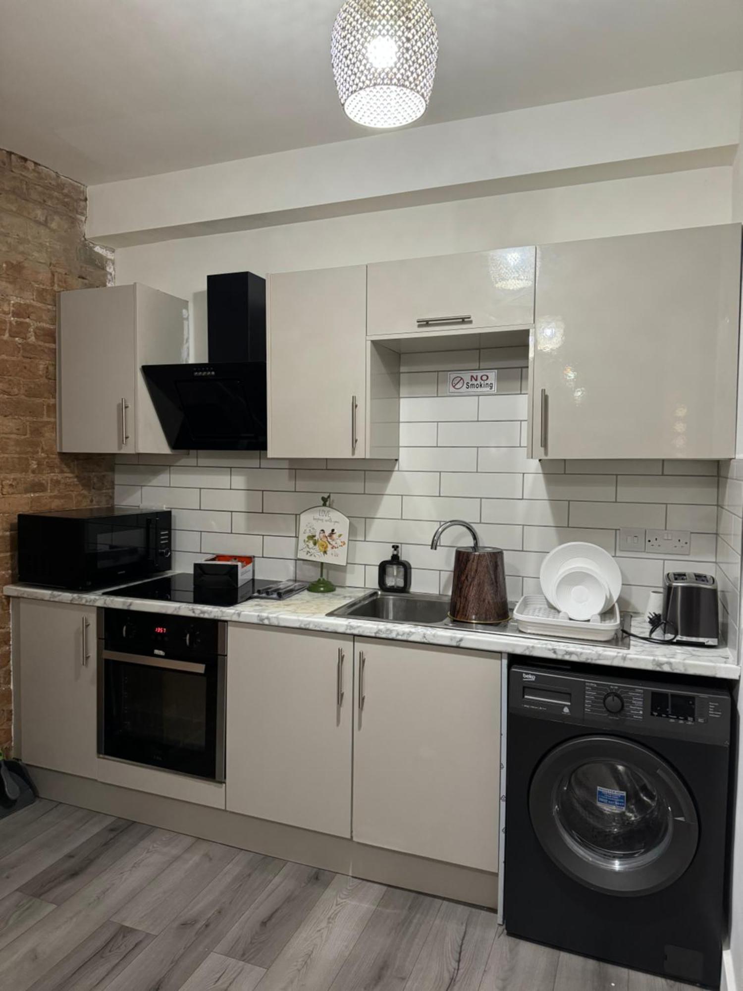 Icon Residencia Apartment マンチェスター エクステリア 写真